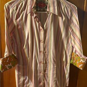 Robert Graham Pink and Cream Striped Women's Shirt